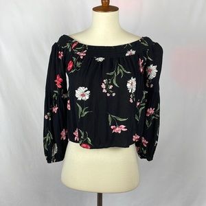 Hollister Black Floral Crinkly Crop Top w/Smocked Neckline & Balloon Sleeves XS